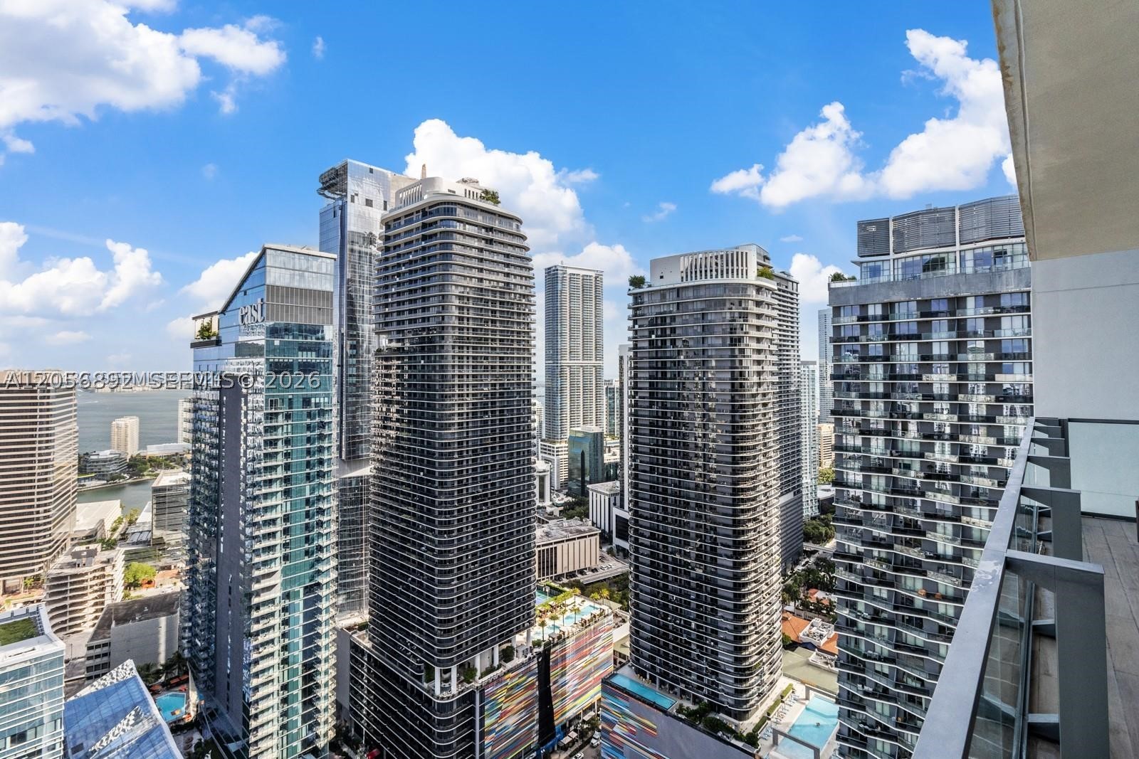 88 SW 7th St #3909, Miami FL 33130