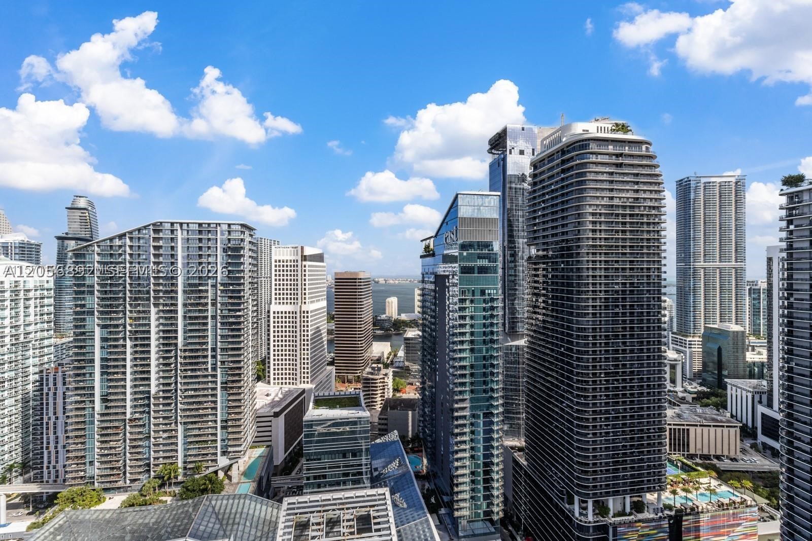 88 SW 7th St #3909, Miami FL 33130