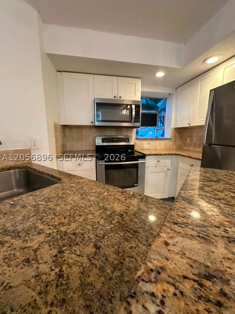 3330 N Pinewalk Dr N #1611, Margate FL 33063