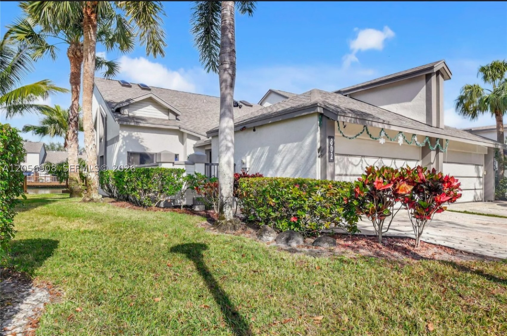 802 Landings Blvd, Green Acres FL 33413