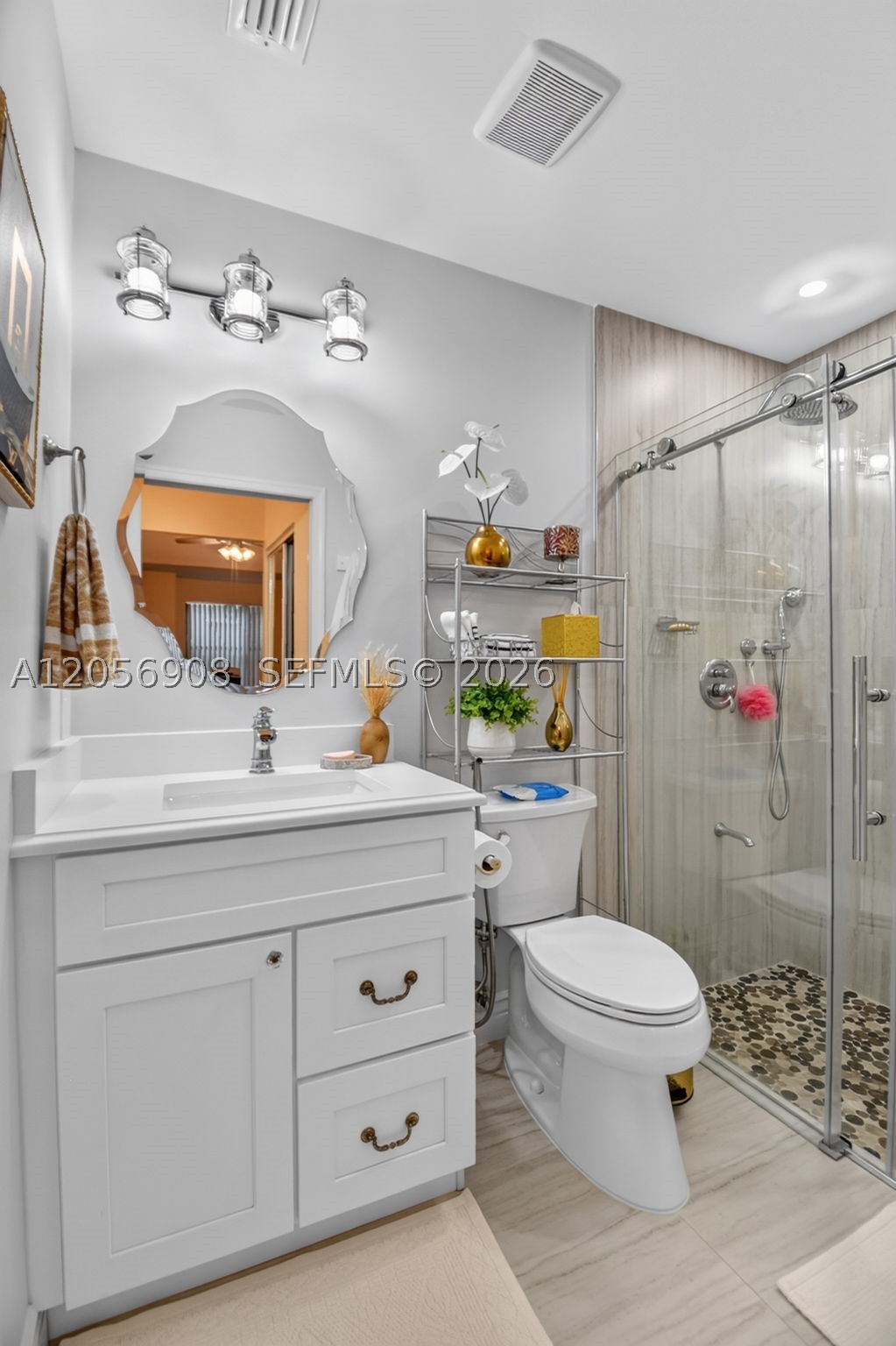 802 Landings Blvd, Green Acres FL 33413