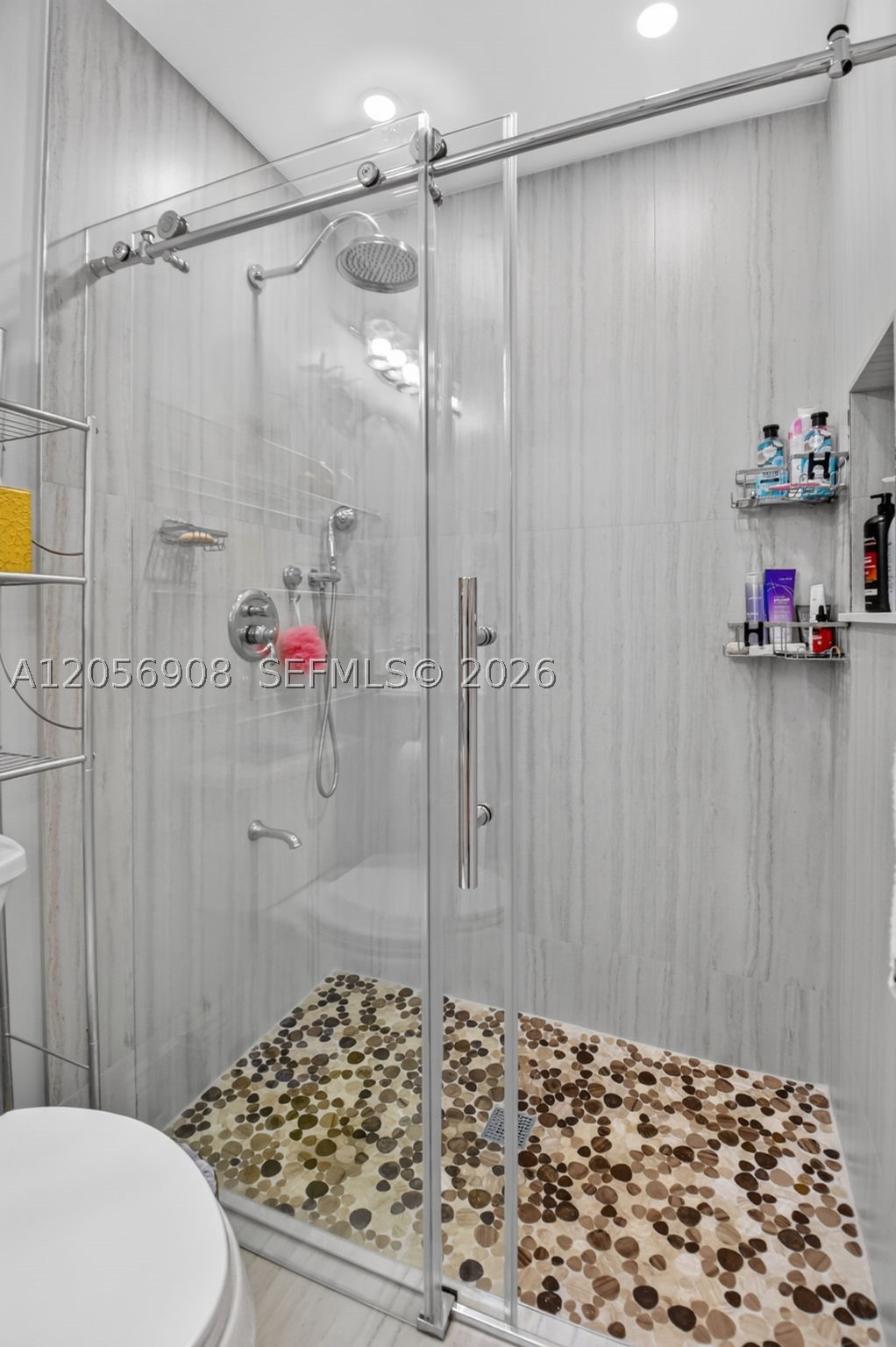 802 Landings Blvd, Green Acres FL 33413