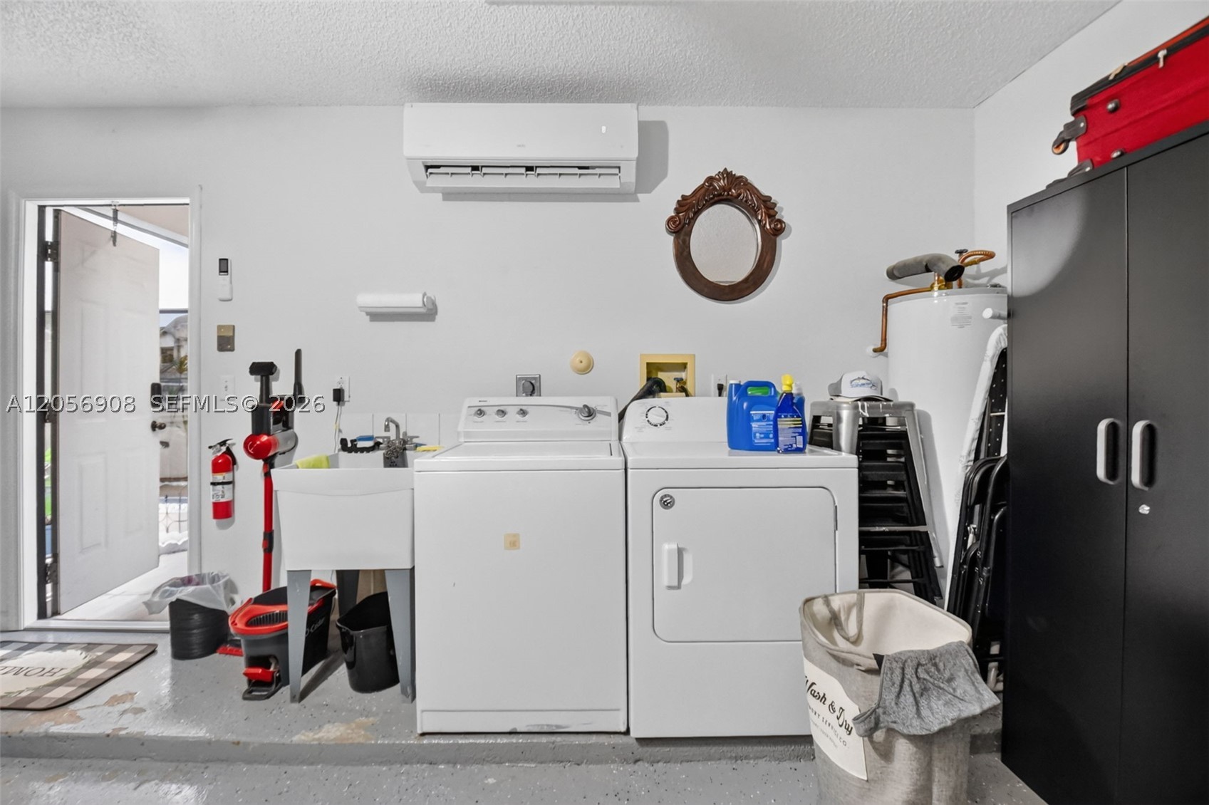 802 Landings Blvd, Green Acres FL 33413