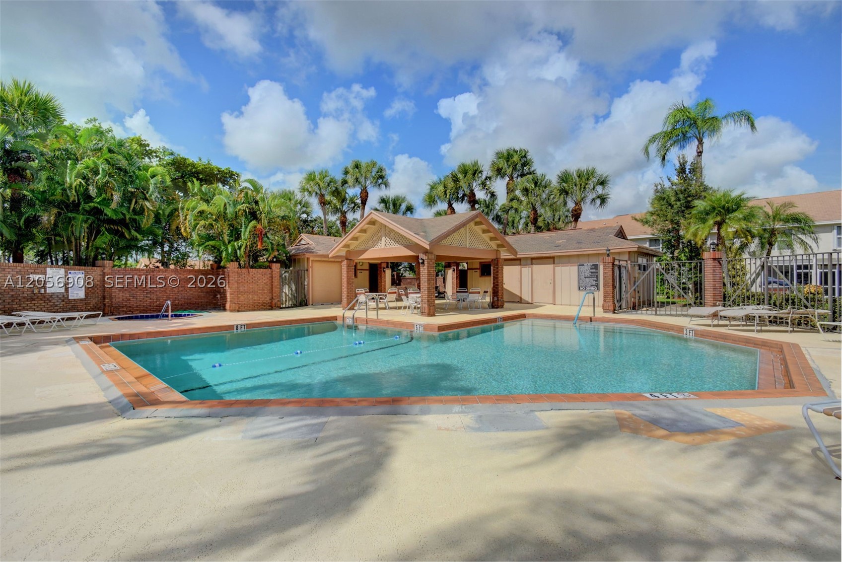 802 Landings Blvd, Green Acres FL 33413
