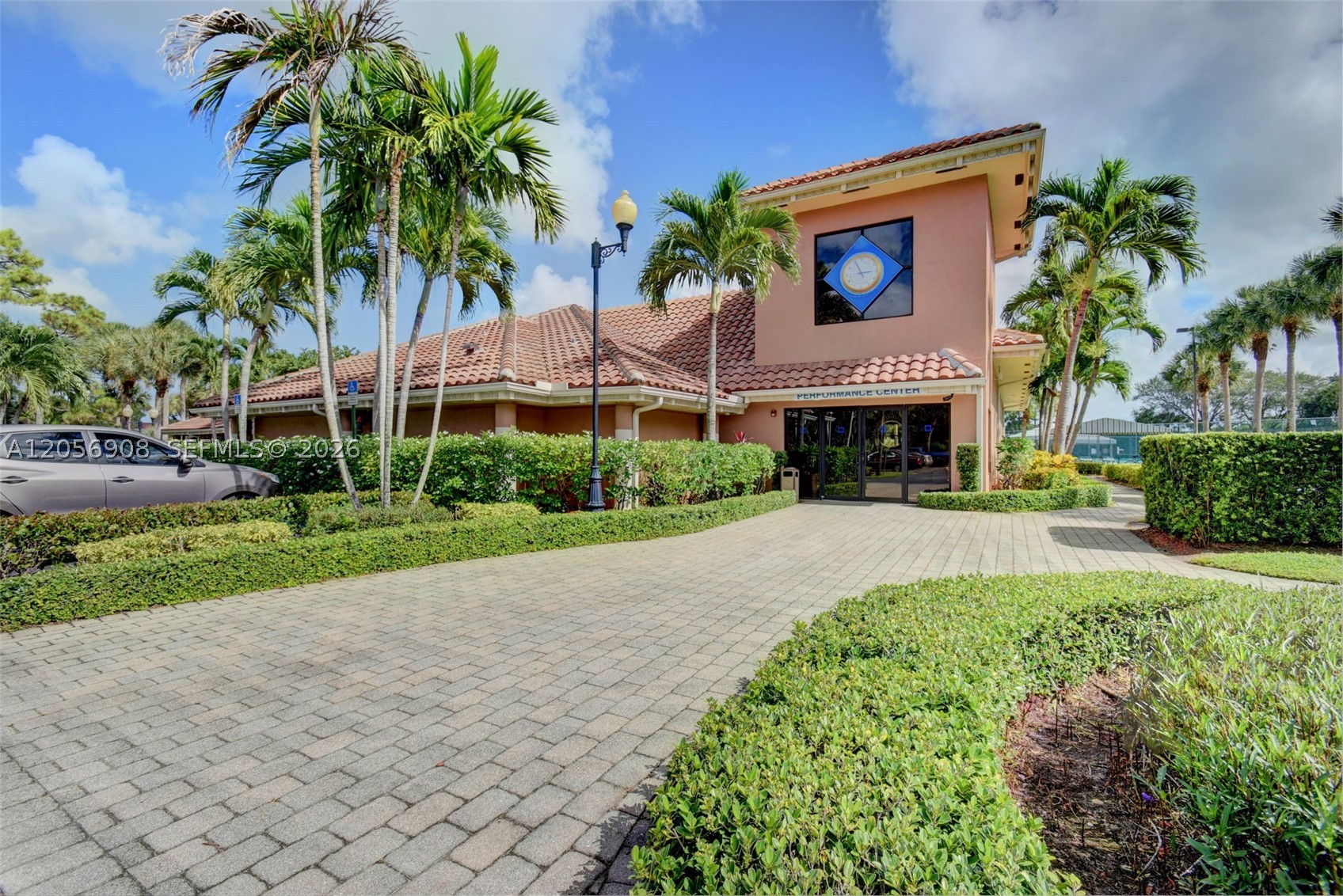 802 Landings Blvd, Green Acres FL 33413