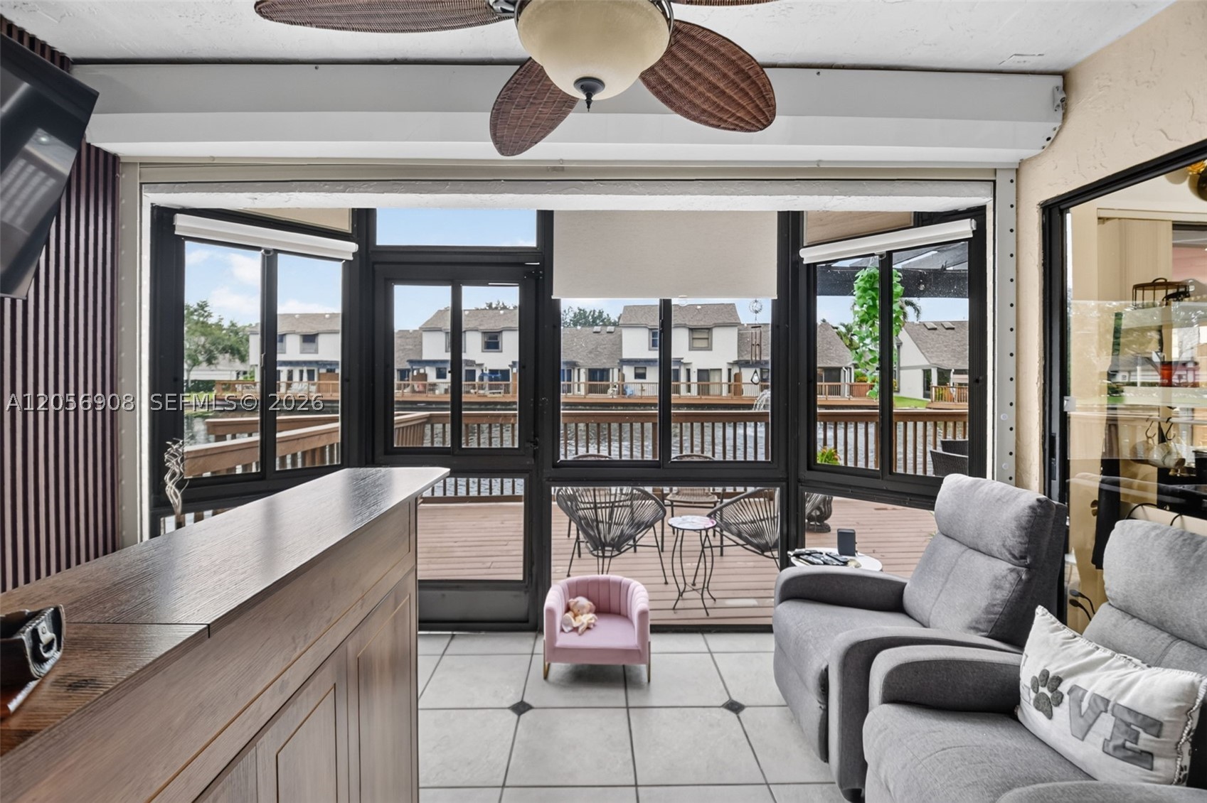 802 Landings Blvd, Green Acres FL 33413