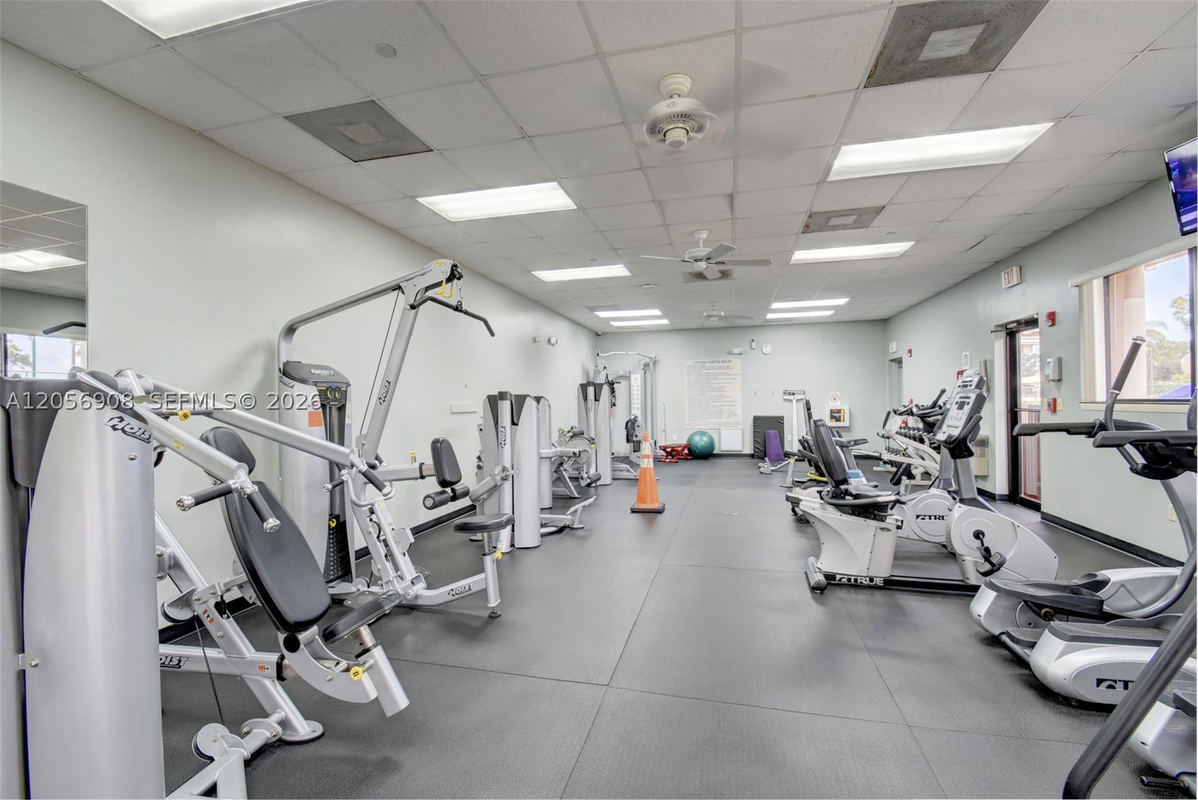 802 Landings Blvd, Green Acres FL 33413