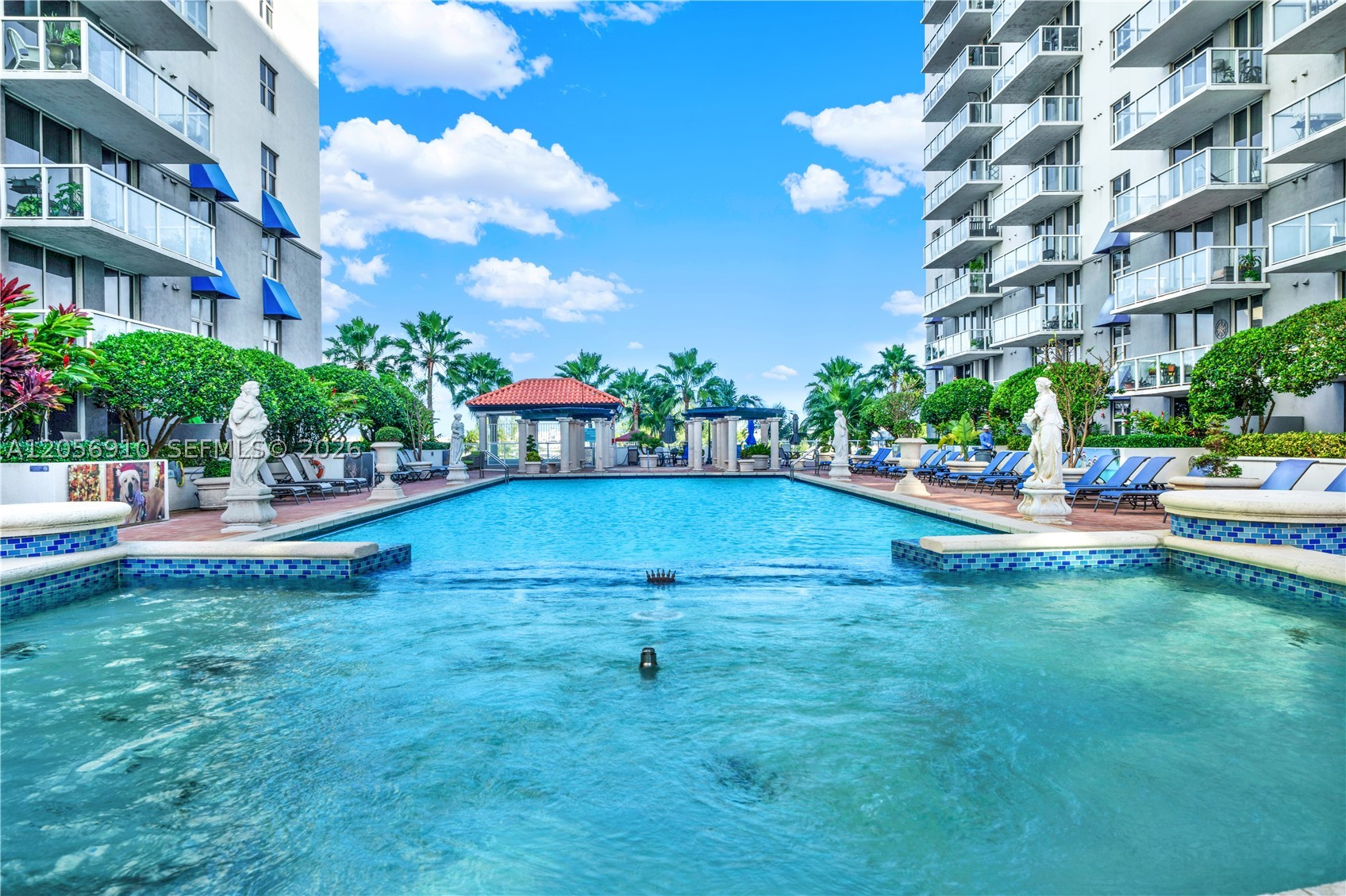 5077 NW 7th St #508, Miami FL 33126