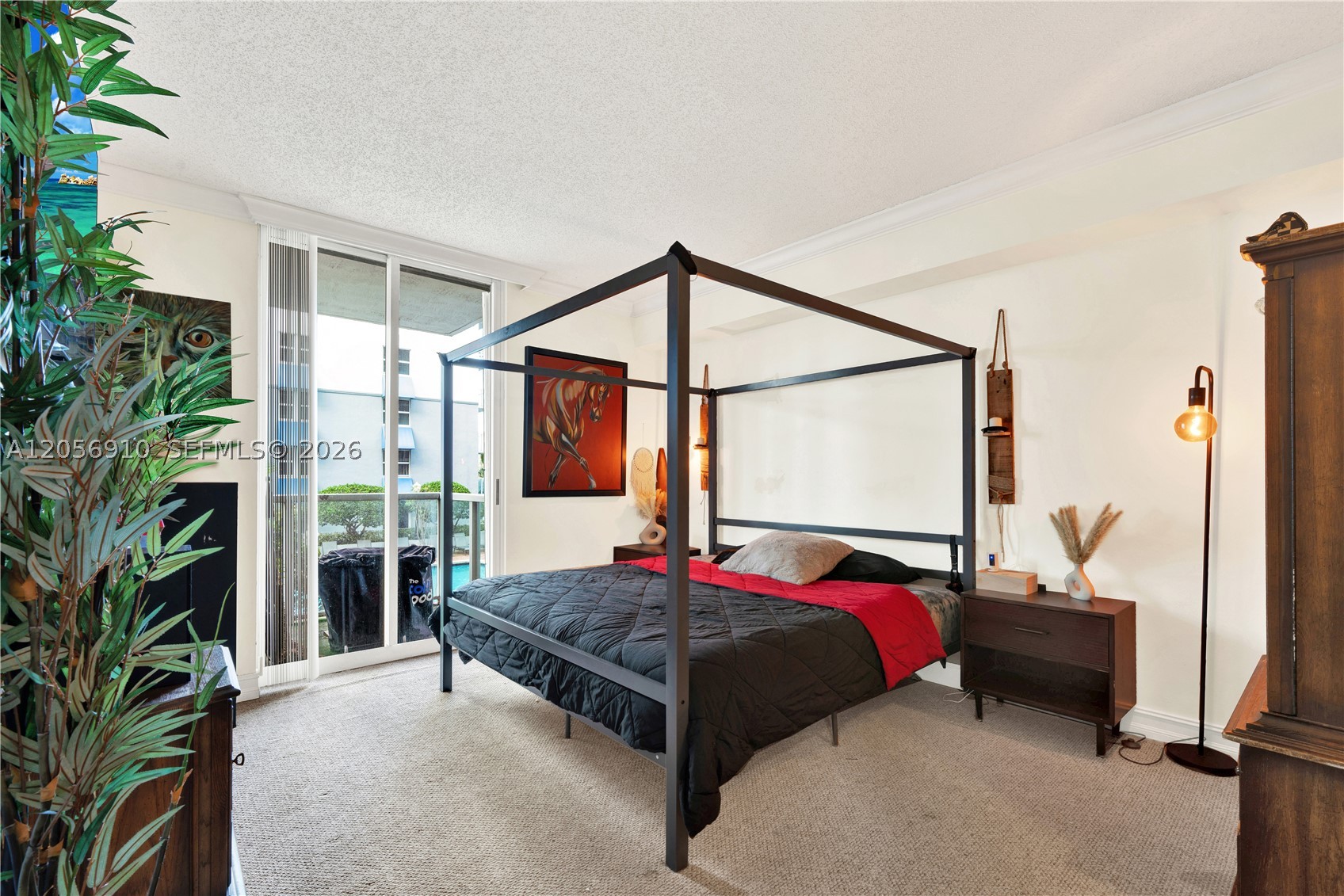 5077 NW 7th St #508, Miami FL 33126