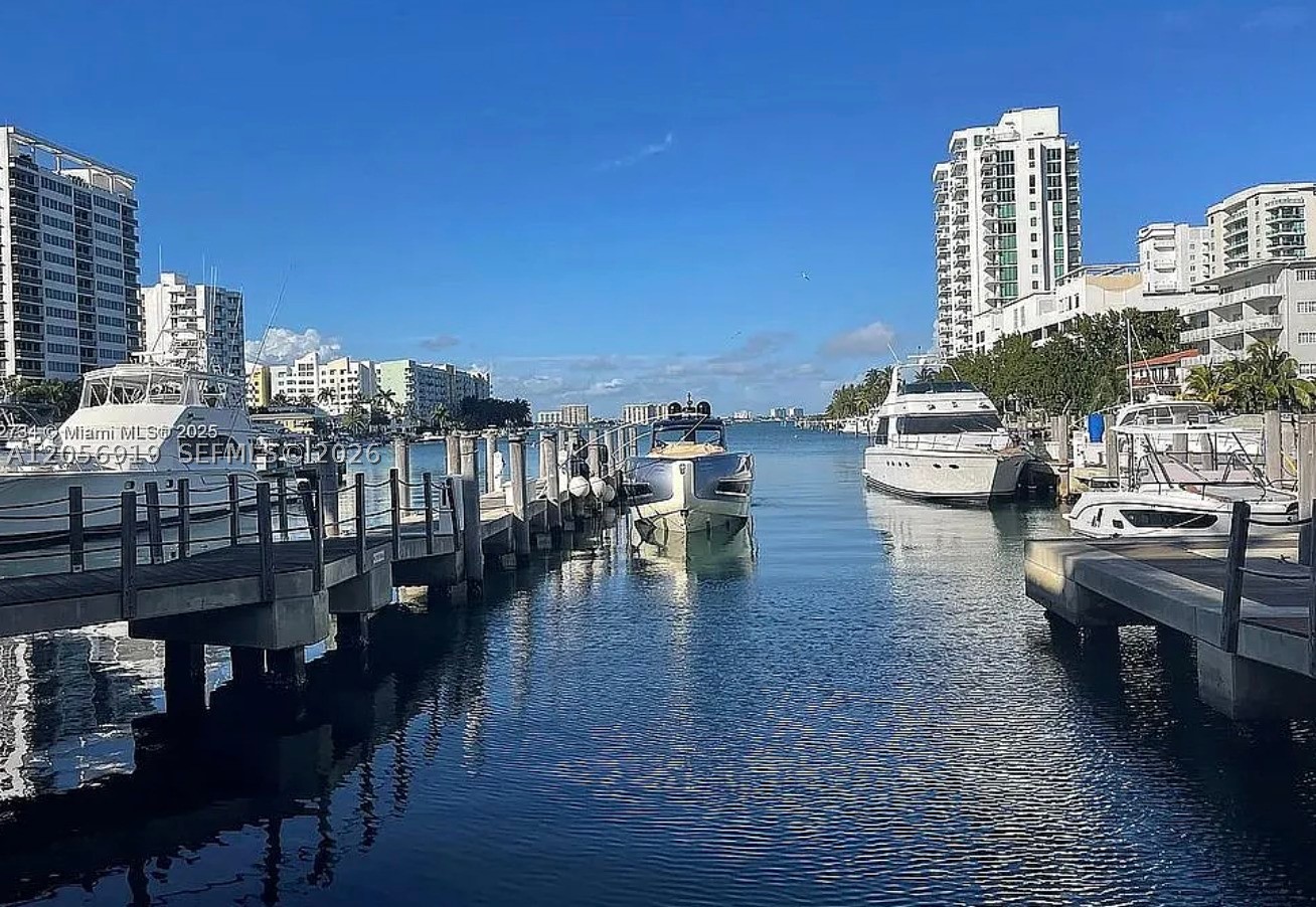 7900 Harbor Island Dr #705, North Bay Village FL 33141