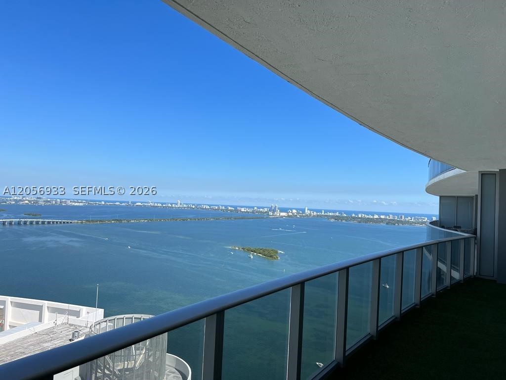 488 NE 18th #4809, Miami FL 33132