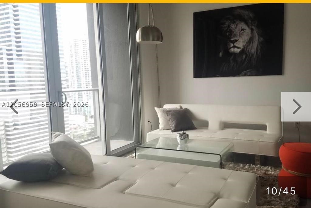 151 SE 1st St #1803, Miami FL 33131