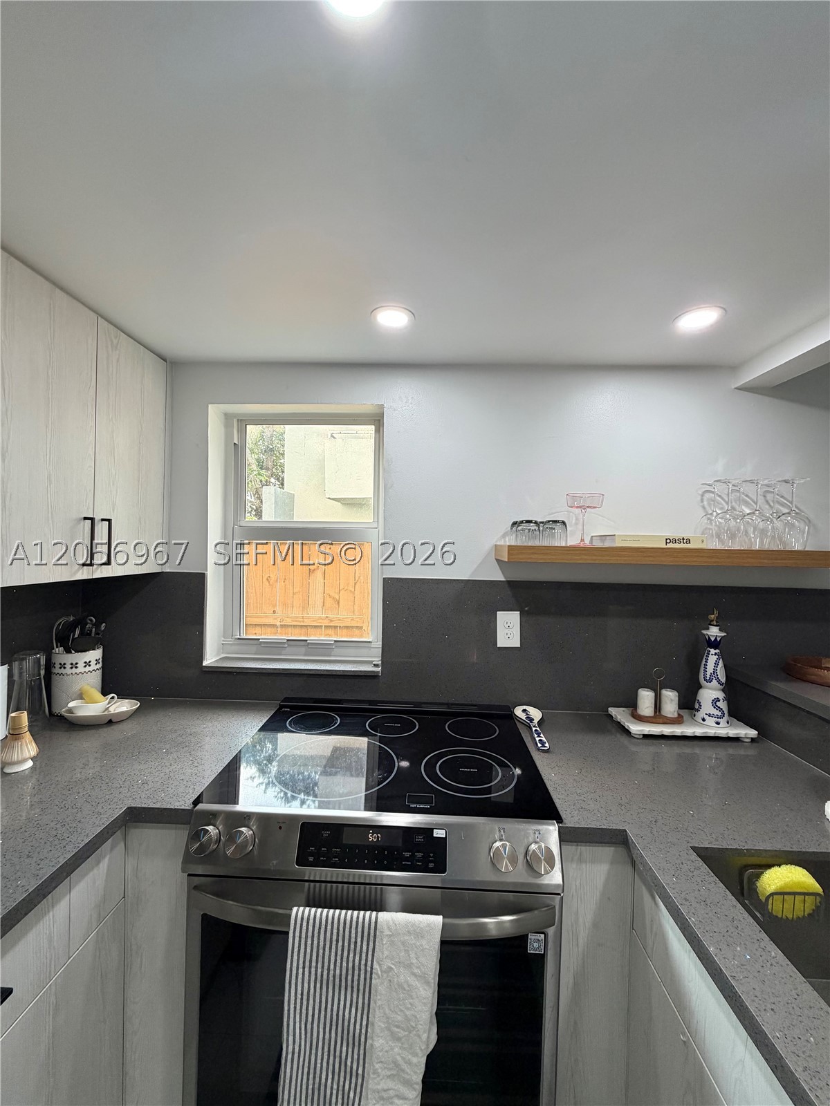 3607 SW 17th St #3607, Miami FL 33145