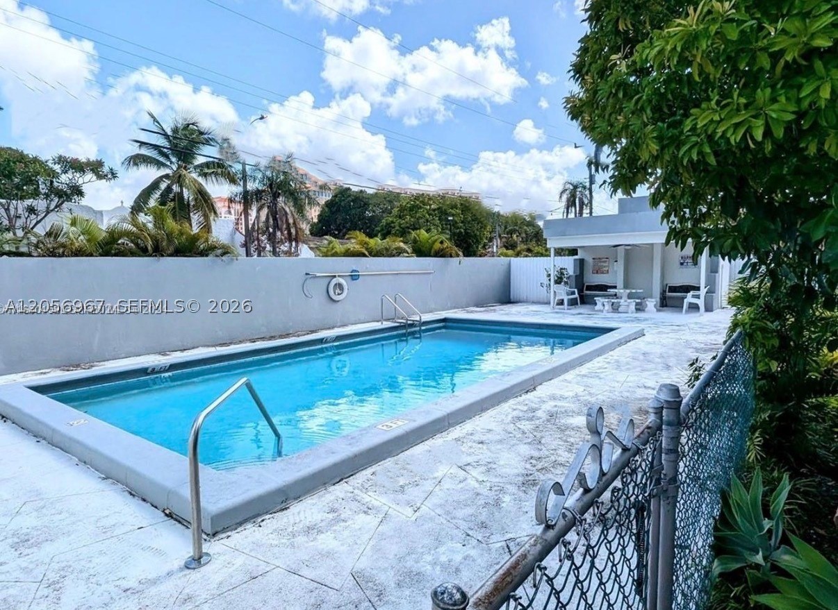 3607 SW 17th St #3607, Miami FL 33145