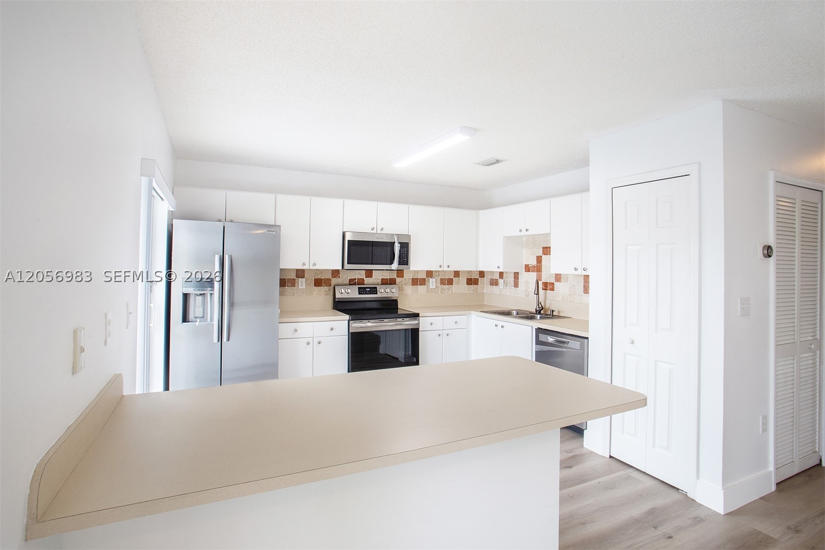 8949 SW 214th St #8949, Cutler Bay FL 33189