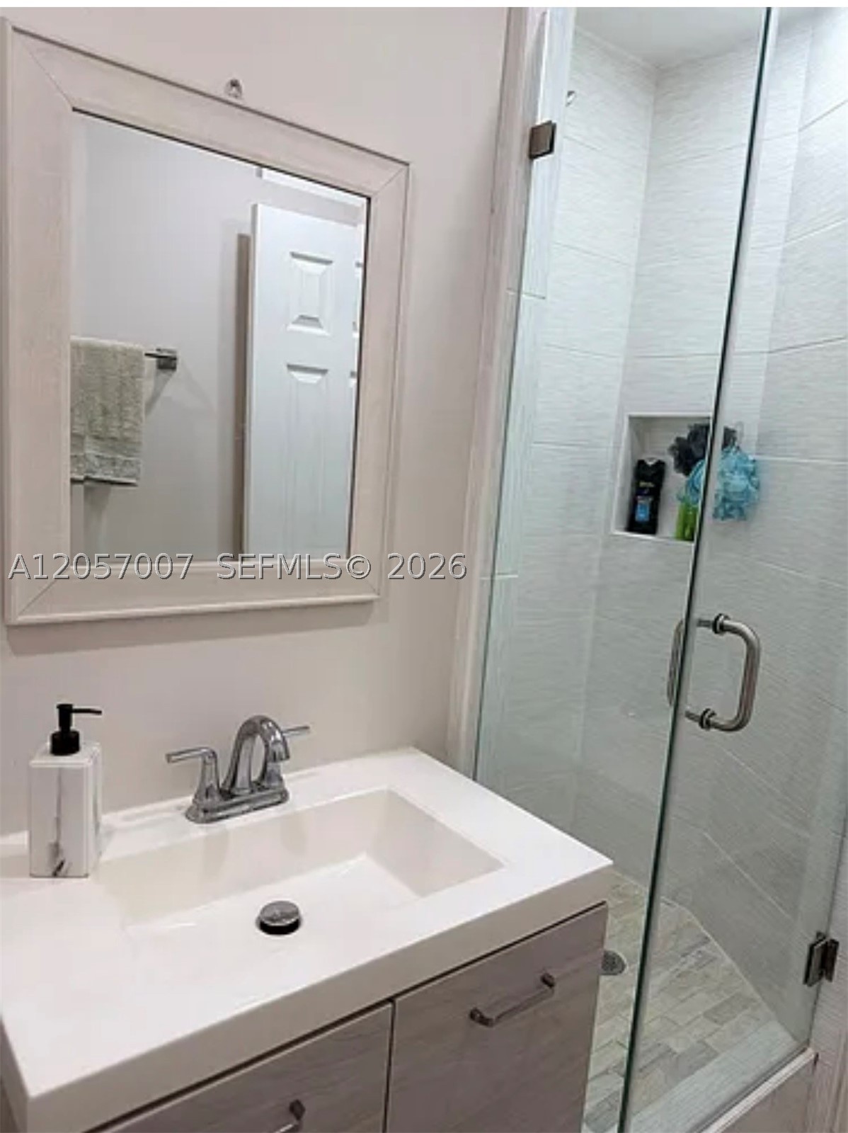 8261 SW 128th St #203, Pinecrest FL 33156