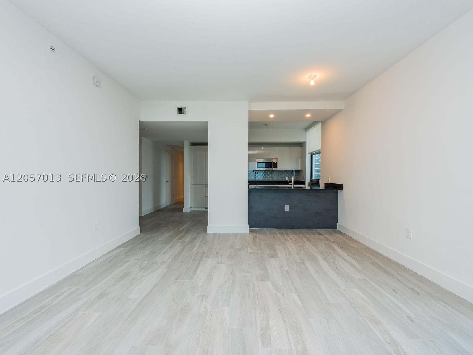 1010 Brickell Ave #3701, Miami FL 33131