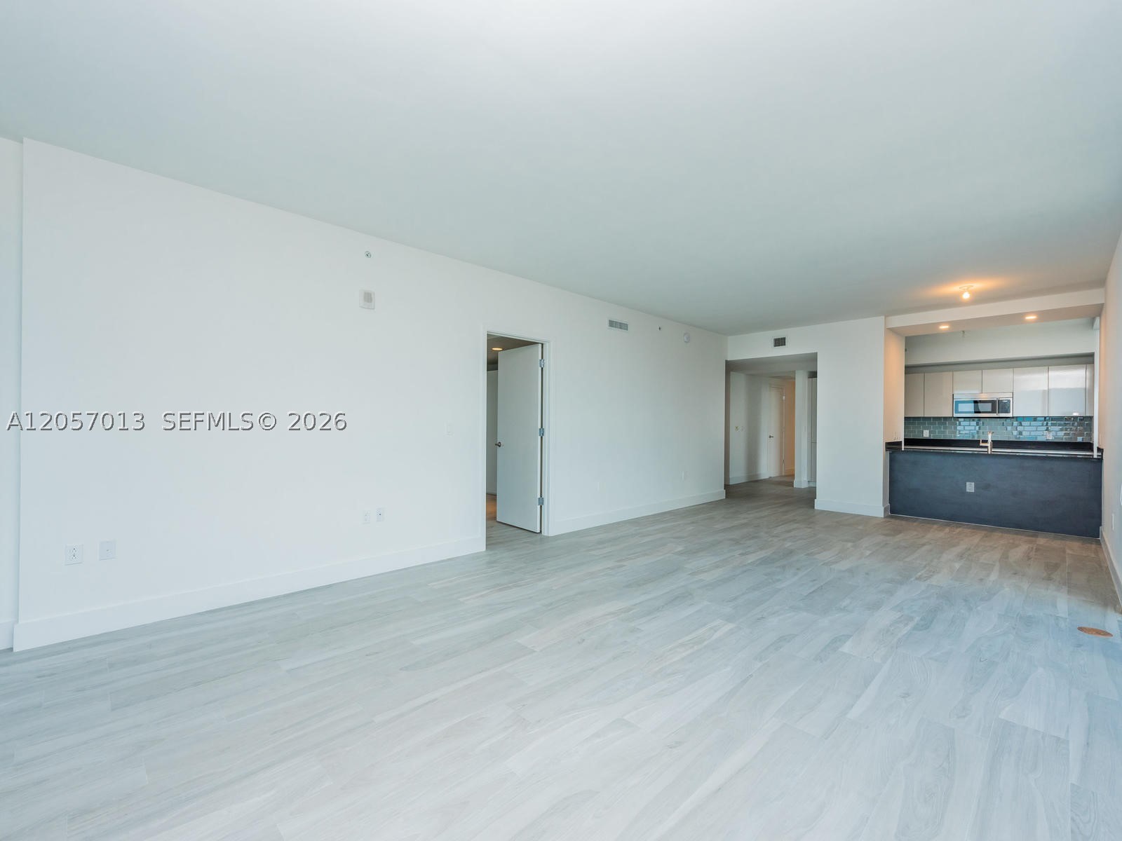 1010 Brickell Ave #3701, Miami FL 33131