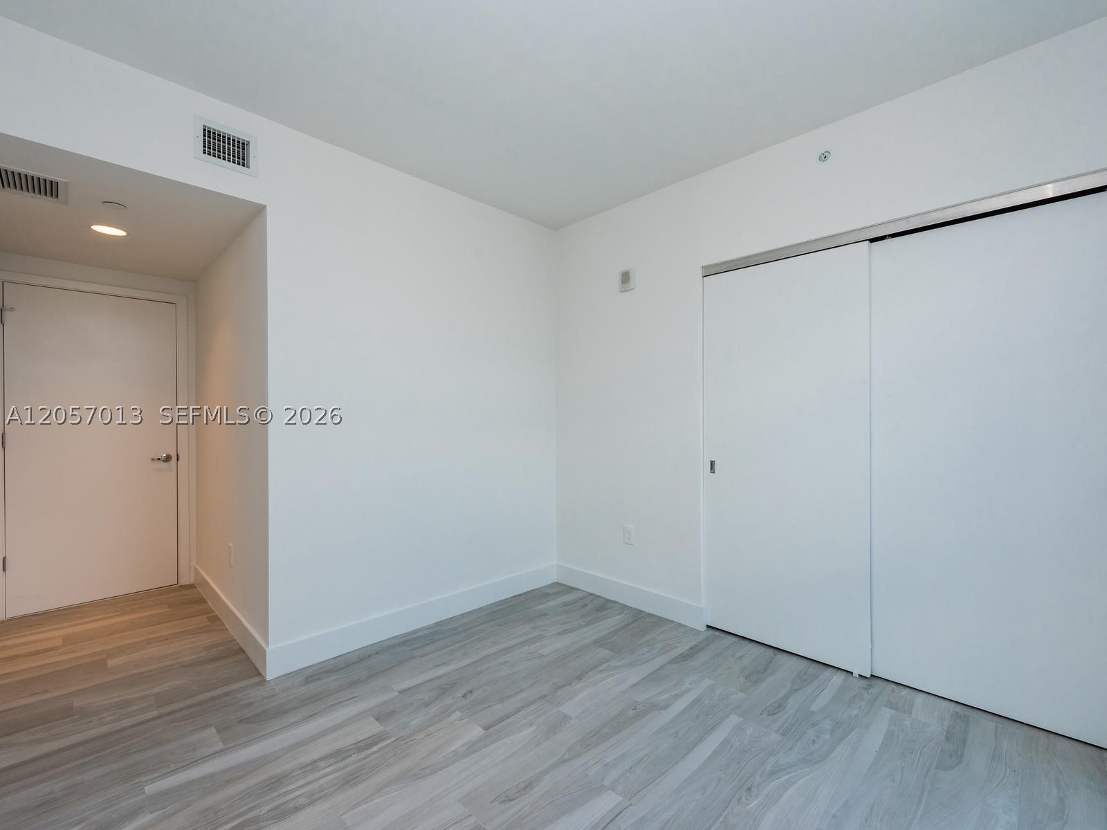 1010 Brickell Ave #3701, Miami FL 33131
