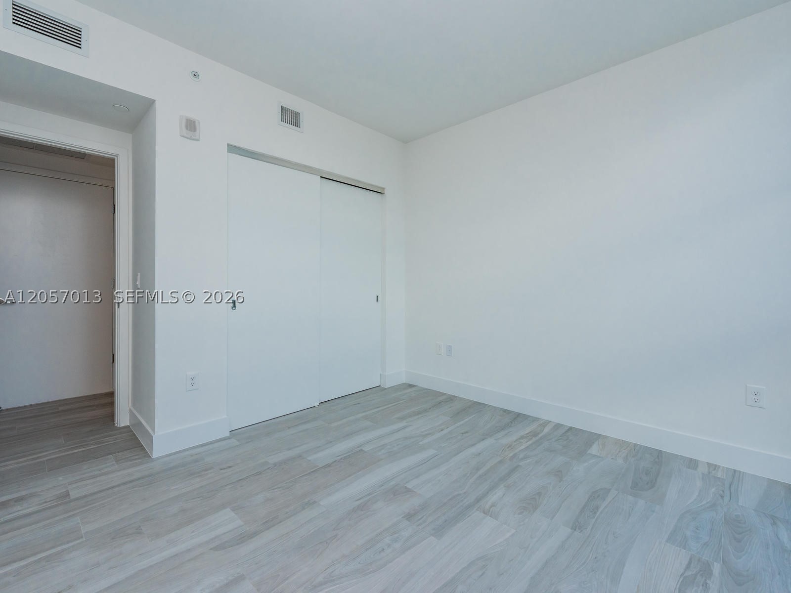 1010 Brickell Ave #3701, Miami FL 33131