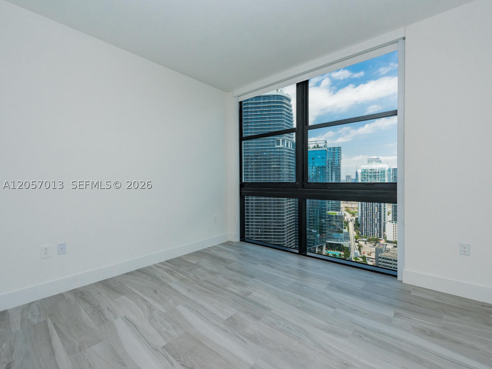 1010 Brickell Ave #3701, Miami FL 33131