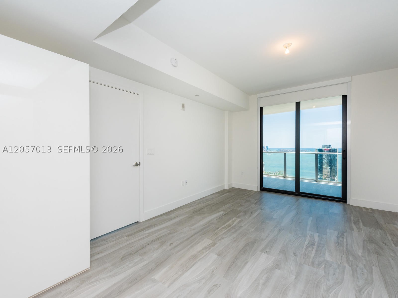 1010 Brickell Ave #3701, Miami FL 33131