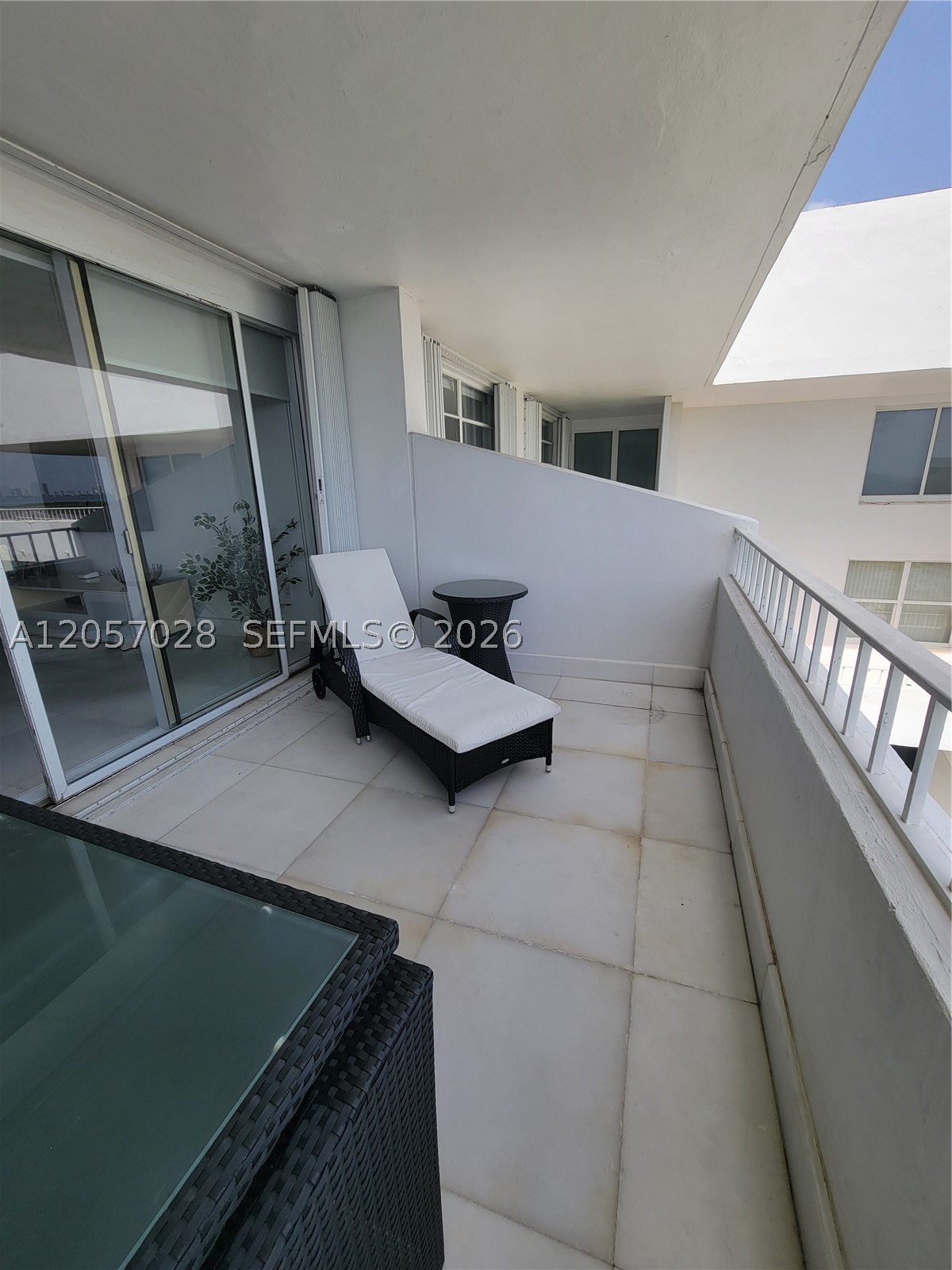 199 Ocean Lane Dr #1206, Key Biscayne FL 33149