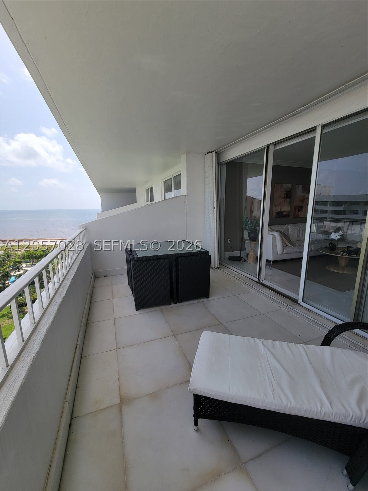 199 Ocean Lane Dr #1206, Key Biscayne FL 33149
