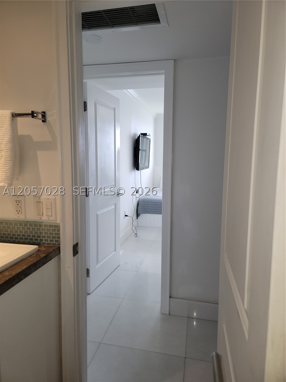 199 Ocean Lane Dr #1206, Key Biscayne FL 33149