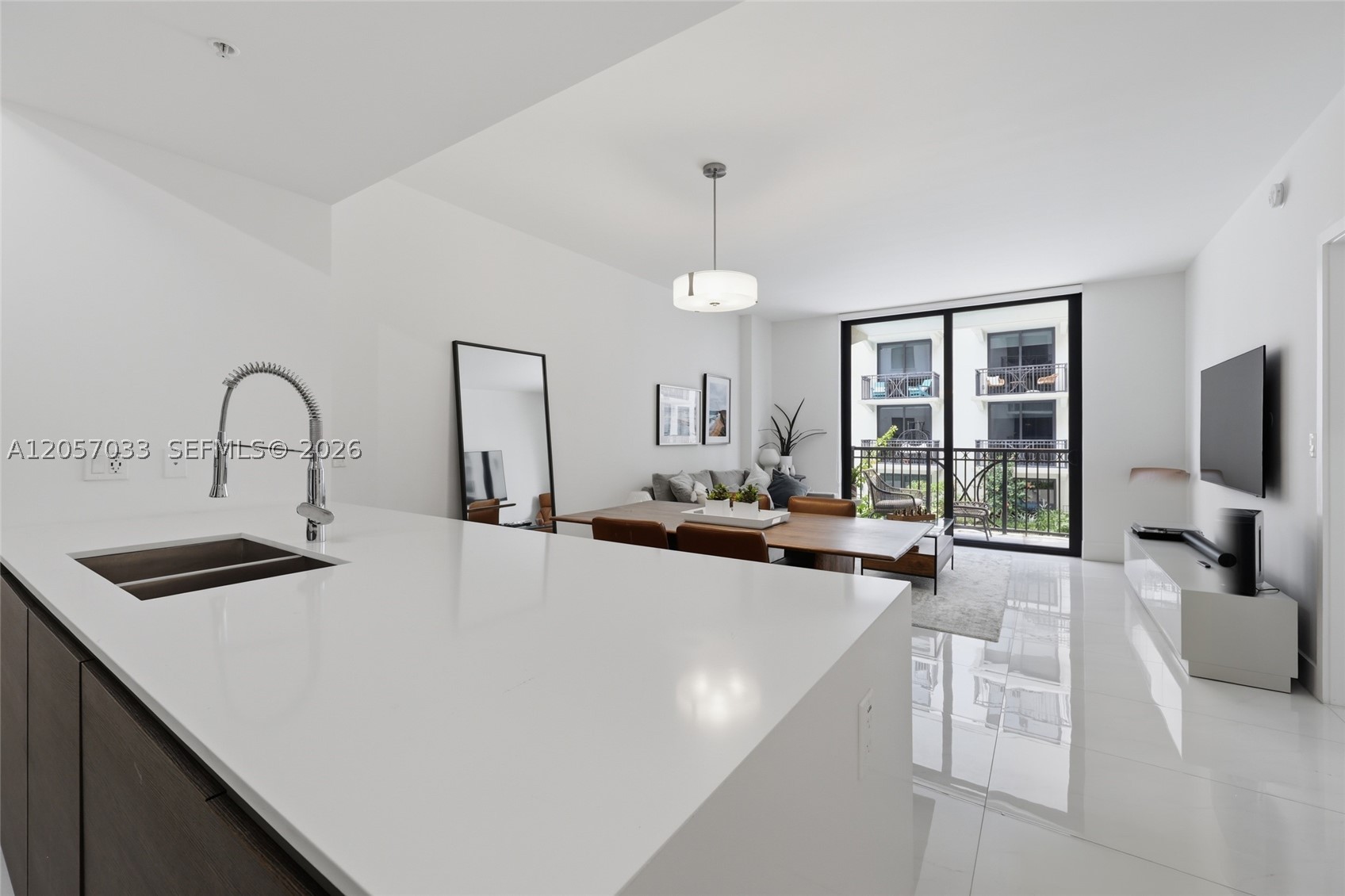 301 Altara Ave #520, Coral Gables FL 33146