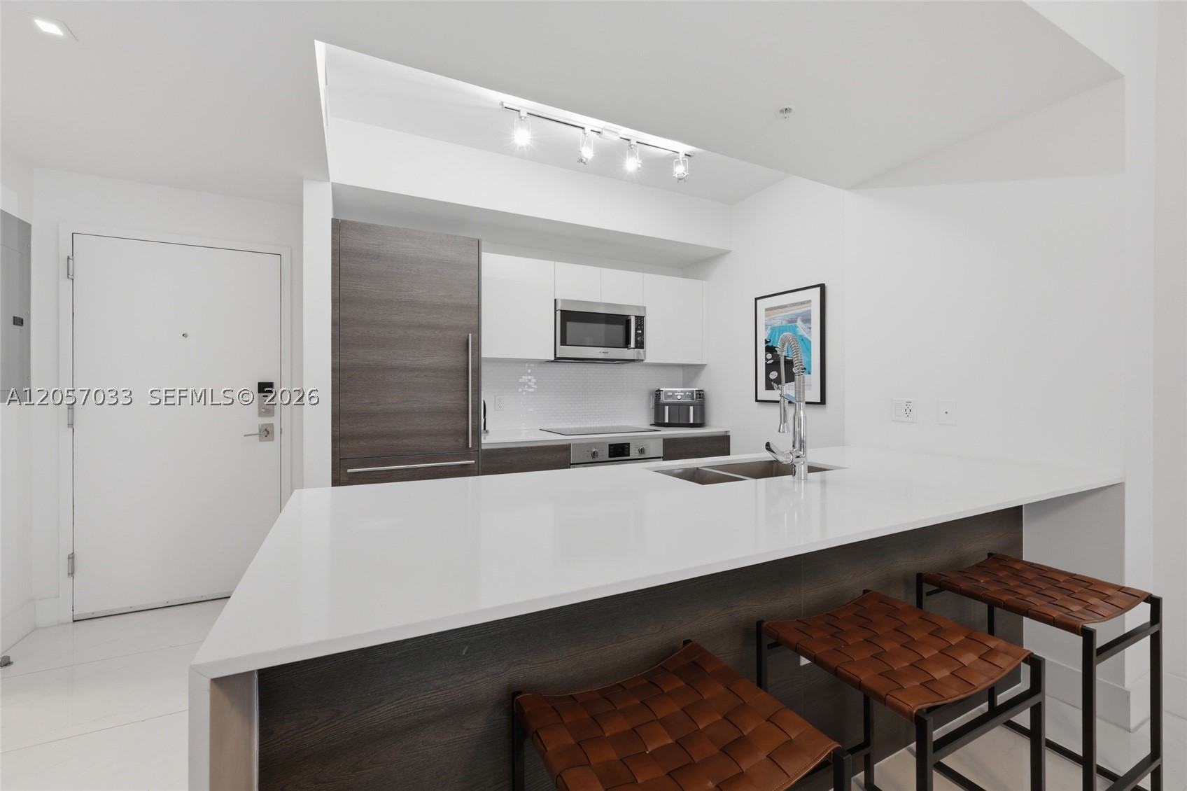 301 Altara Ave #520, Coral Gables FL 33146