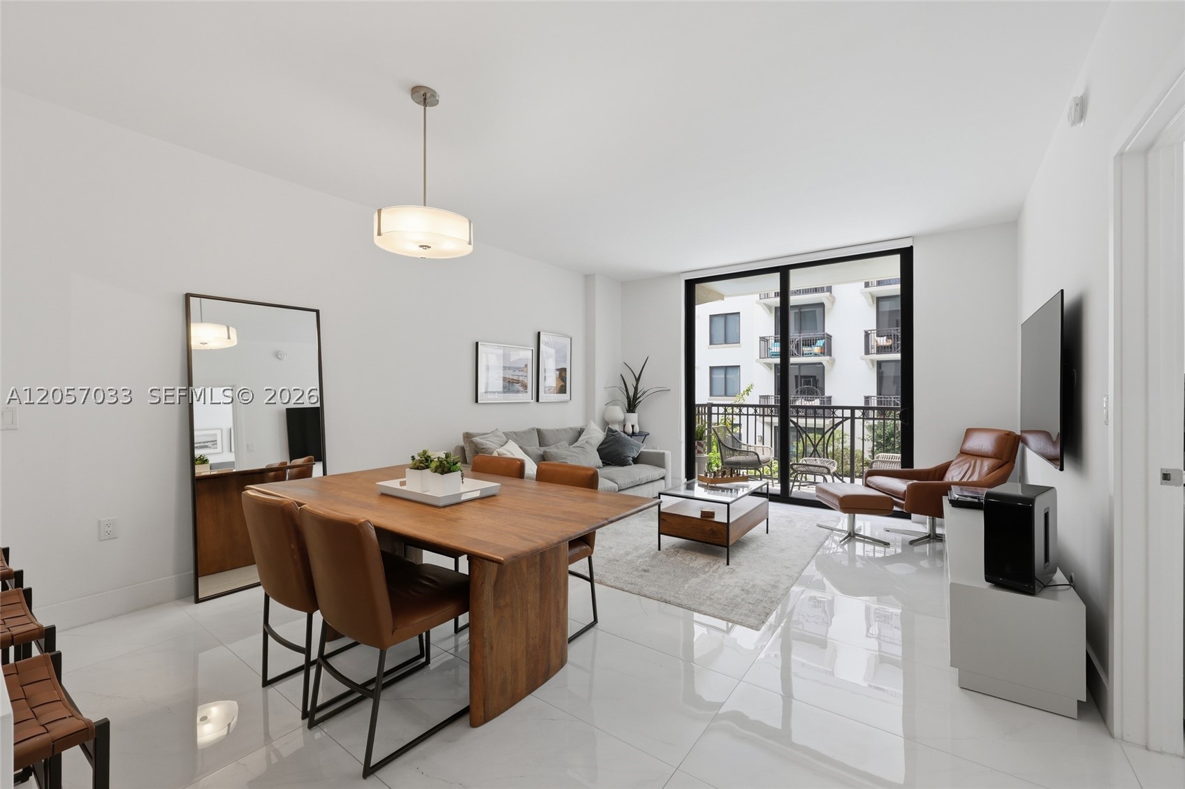 301 Altara Ave #520, Coral Gables FL 33146