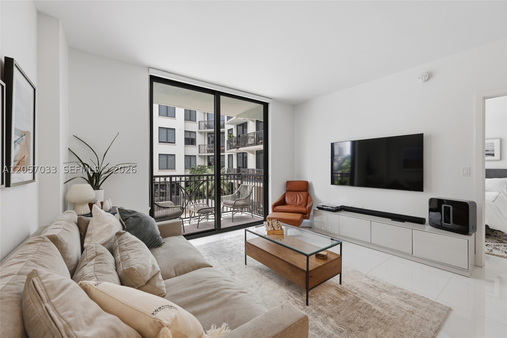 301 Altara Ave #520, Coral Gables FL 33146
