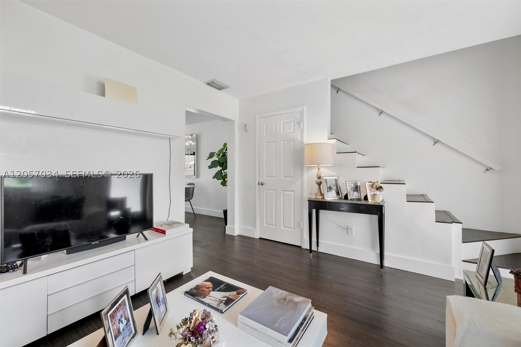 5555 Ludlam Rd #41, South Miami FL 33155