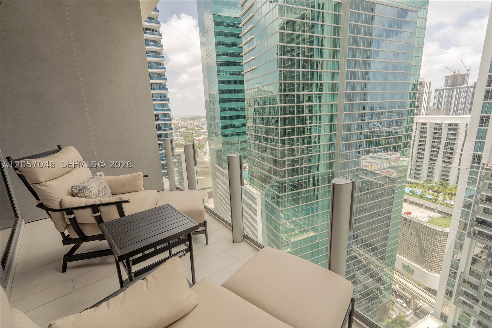 300 Biscayne Boulevard Way #3109W, Miami FL 33131