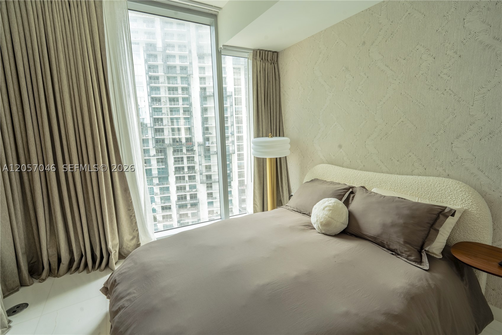 300 Biscayne Boulevard Way #3109W, Miami FL 33131