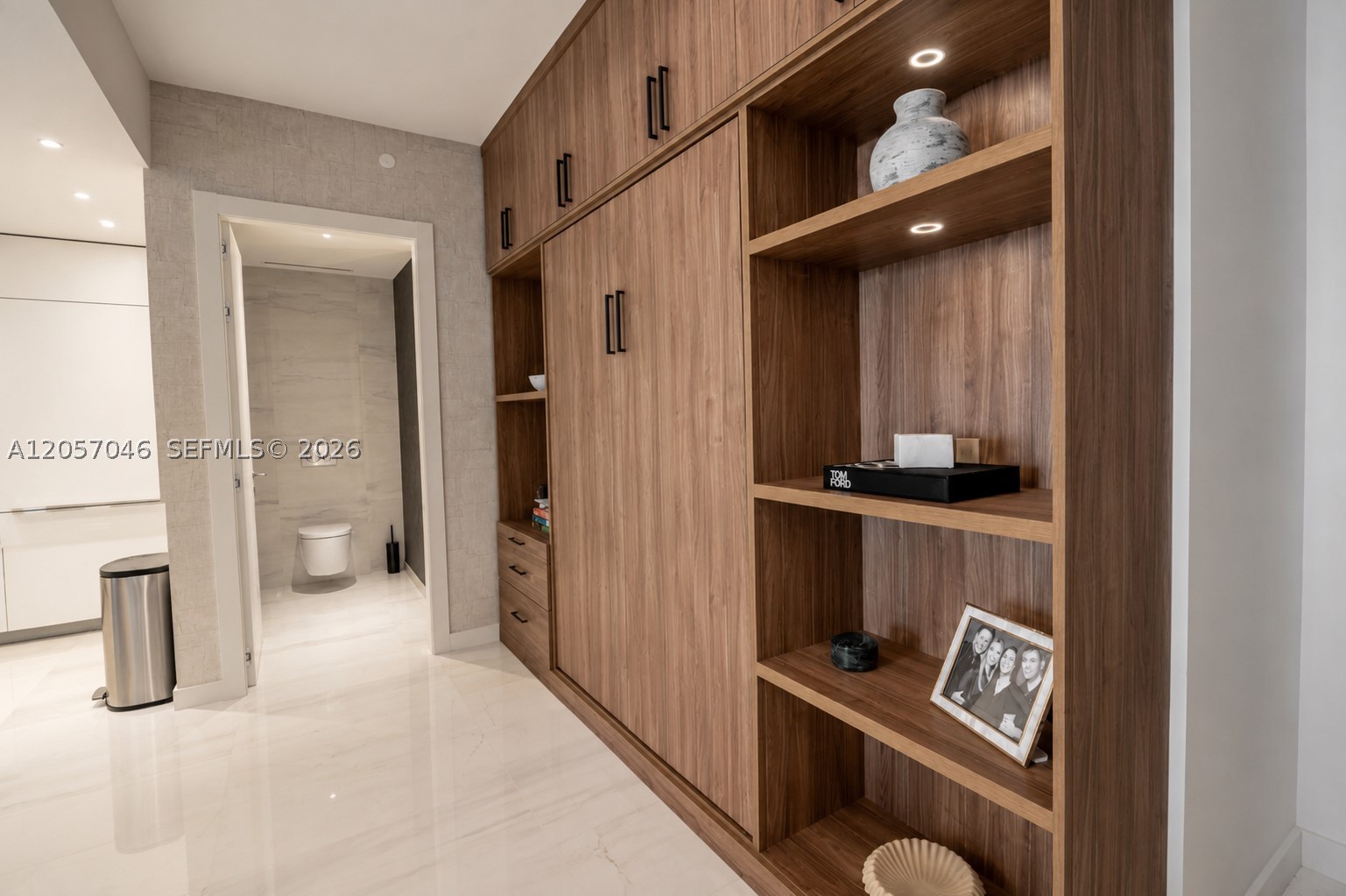 300 Biscayne Boulevard Way #3109W, Miami FL 33131