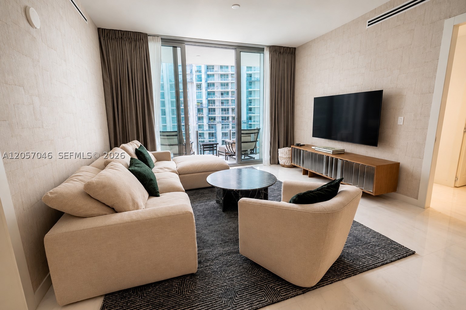 300 Biscayne Boulevard Way #3109W, Miami FL 33131