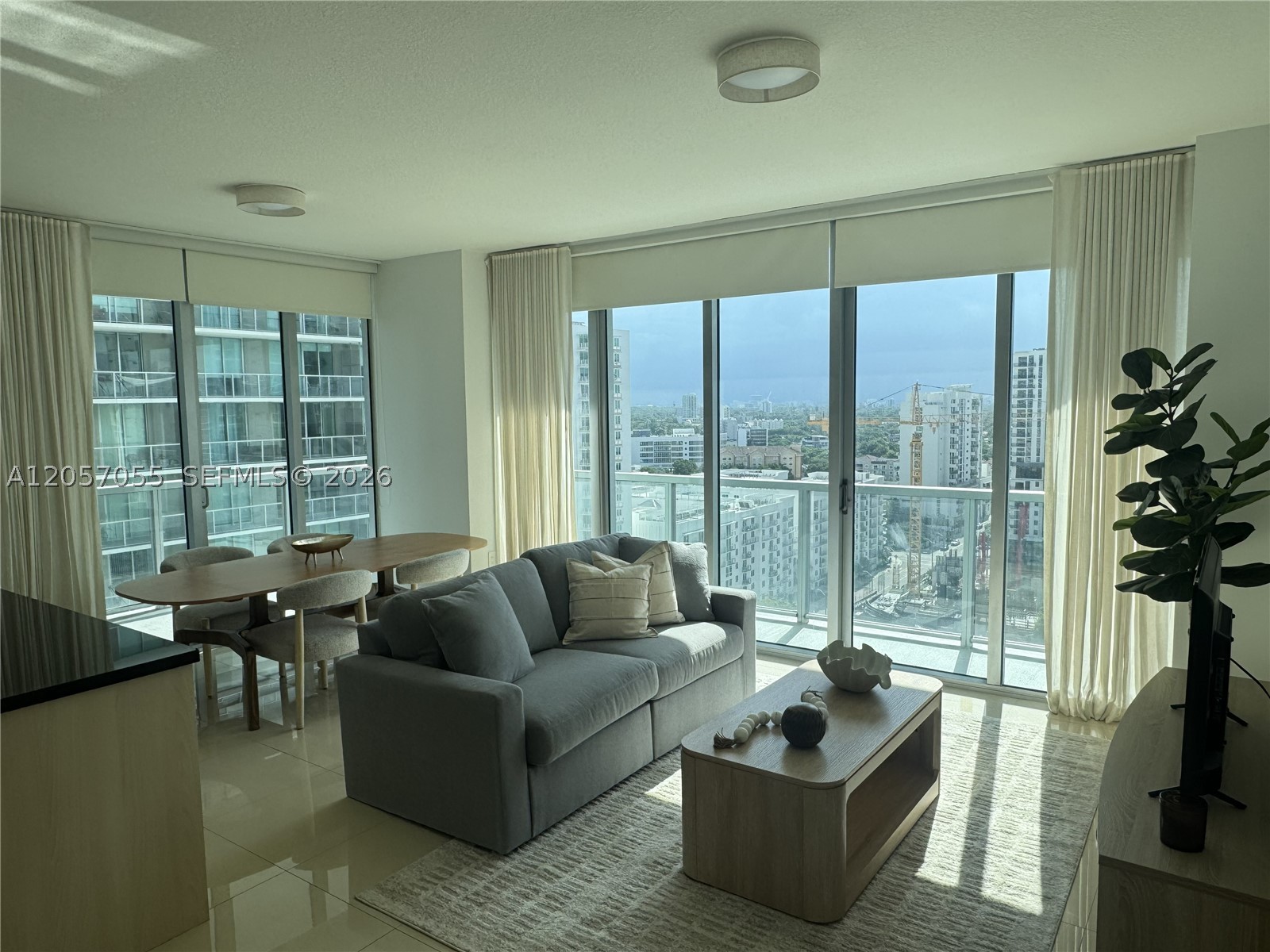1111 SW 1st Ave #1914, Miami FL 33130