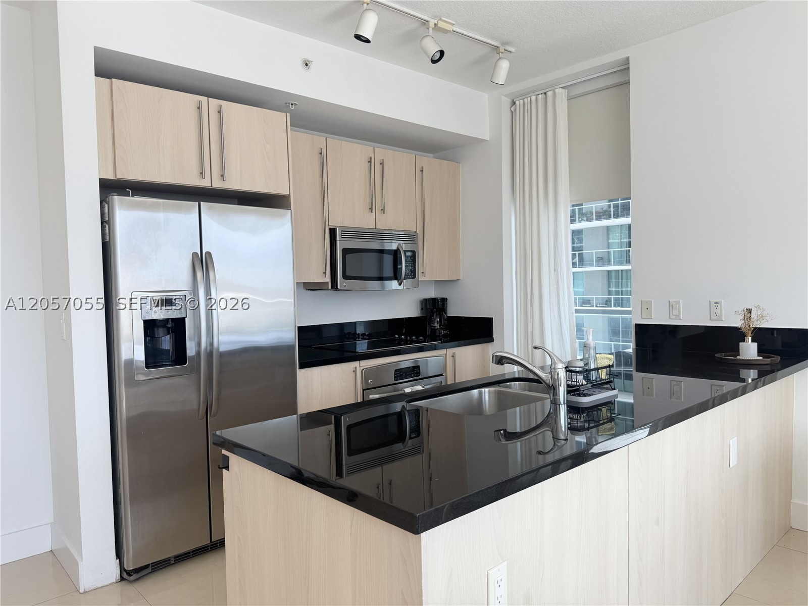 1111 SW 1st Ave #1914, Miami FL 33130