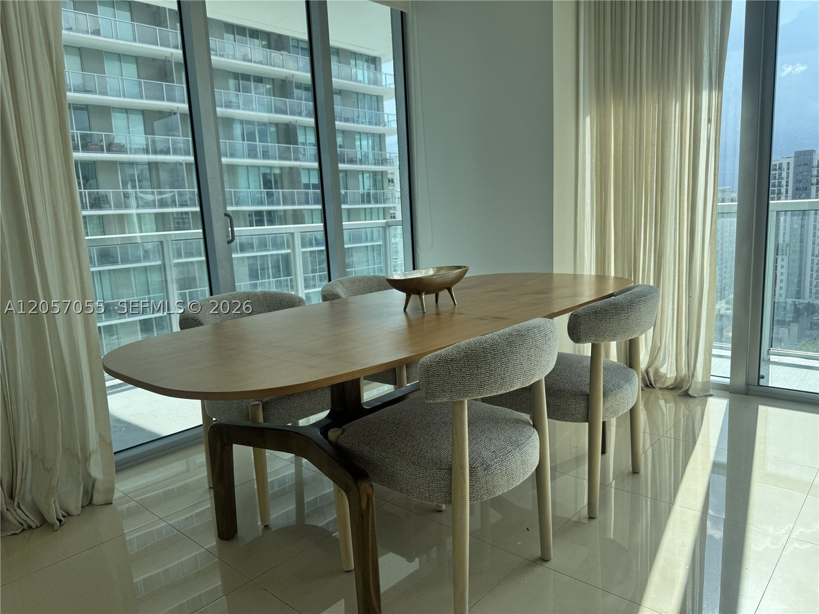 1111 SW 1st Ave #1914, Miami FL 33130
