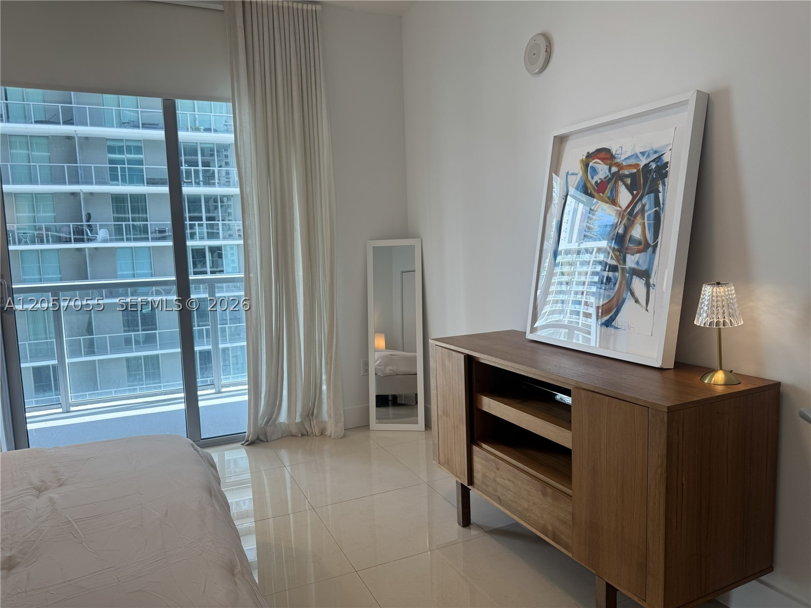 1111 SW 1st Ave #1914, Miami FL 33130
