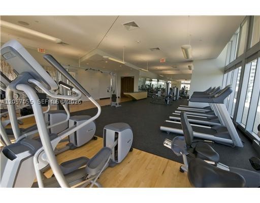 1111 SW 1st Ave #1914, Miami FL 33130