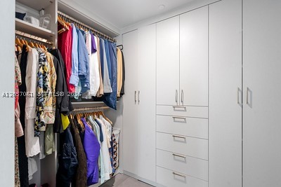 1080 Brickell Ave #713, Miami FL 33131