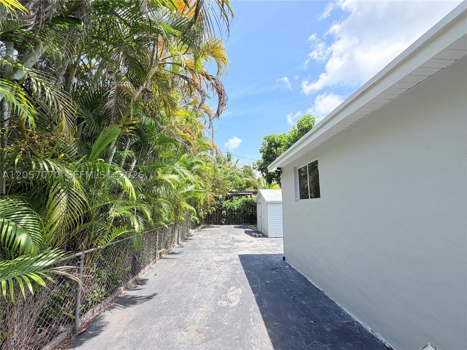 8321 SW 46th St, Miami FL 33155