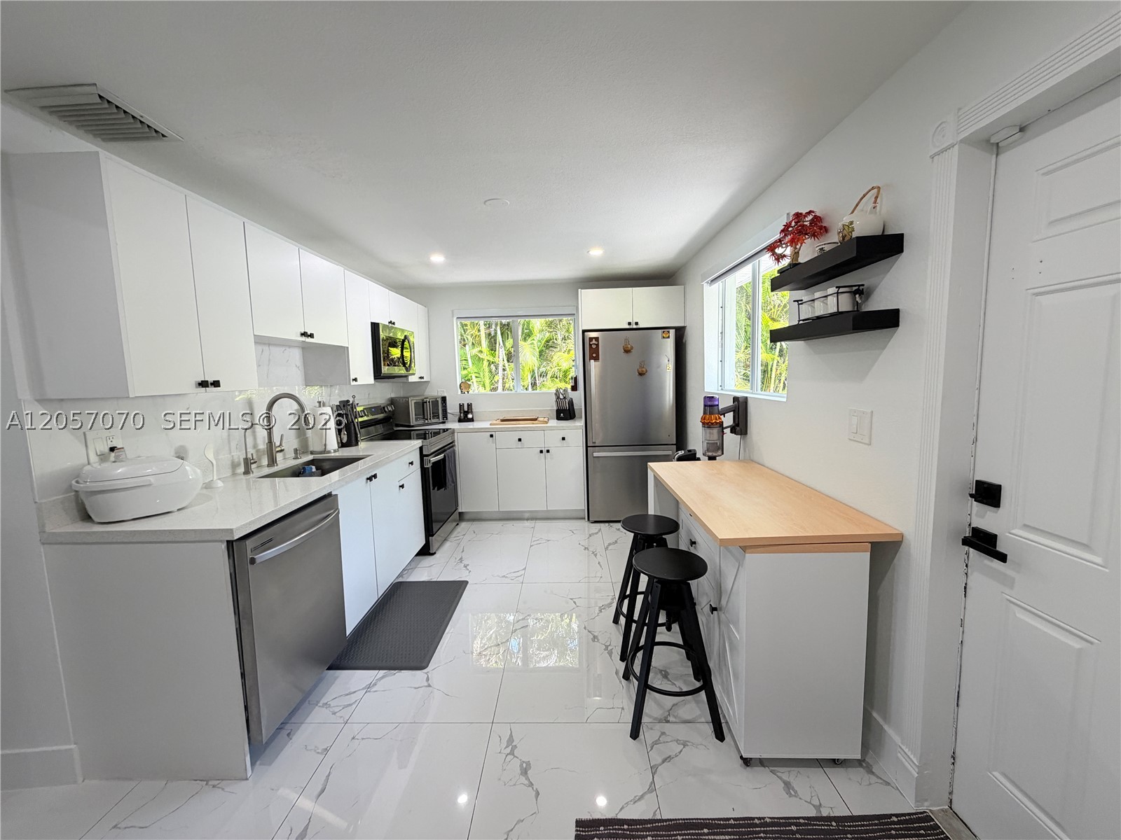 8321 SW 46th St, Miami FL 33155