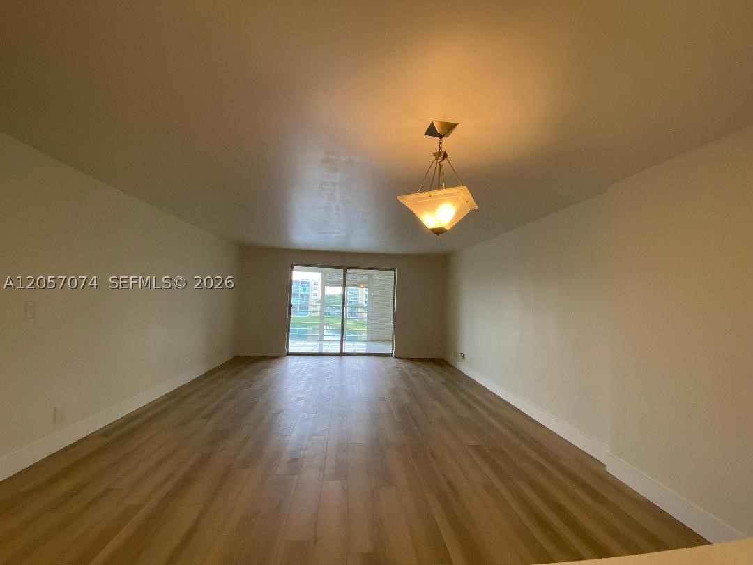 401 SE 3rd St #405, Dania Beach FL 33004