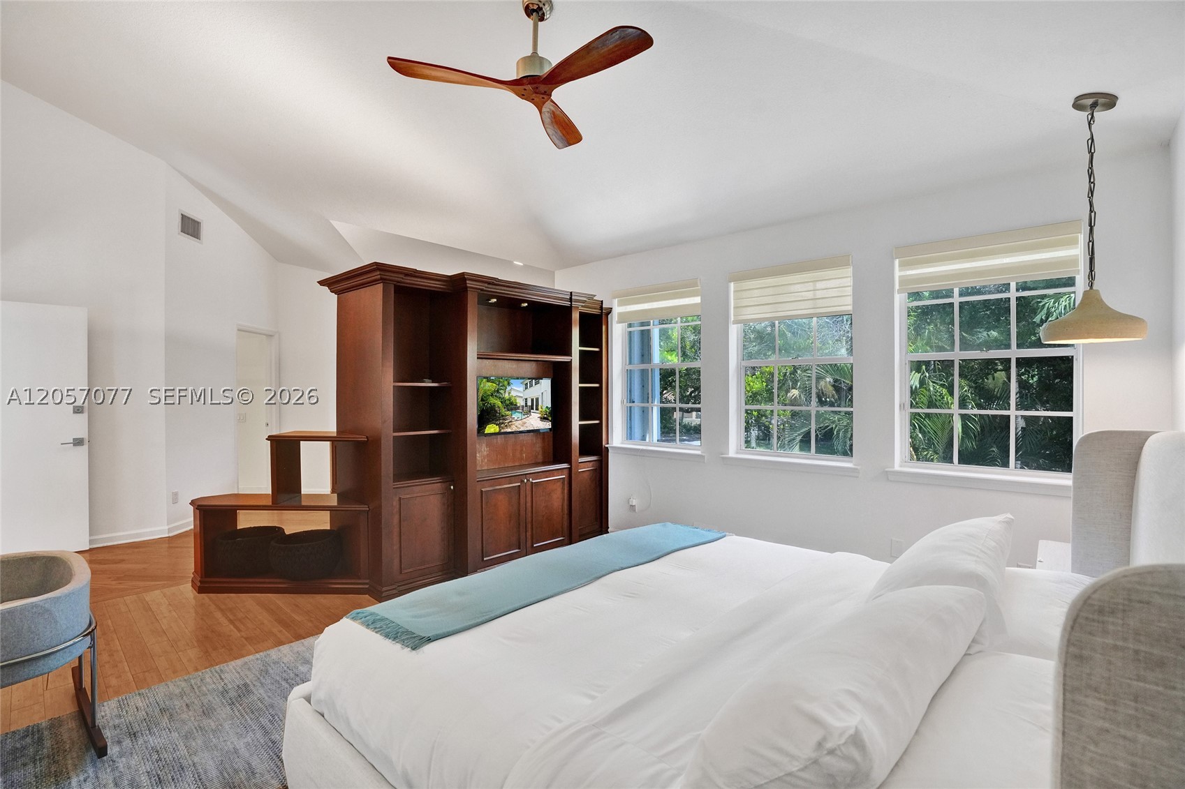 3690 NE 199th St #3690, Aventura FL 33180