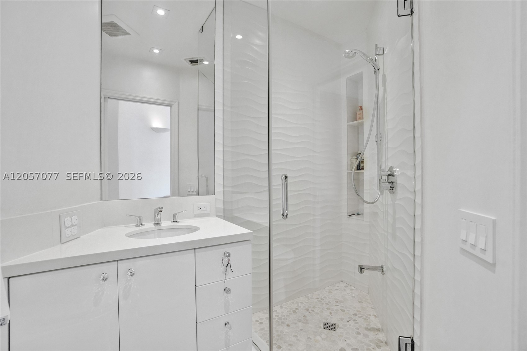 3690 NE 199th St #3690, Aventura FL 33180