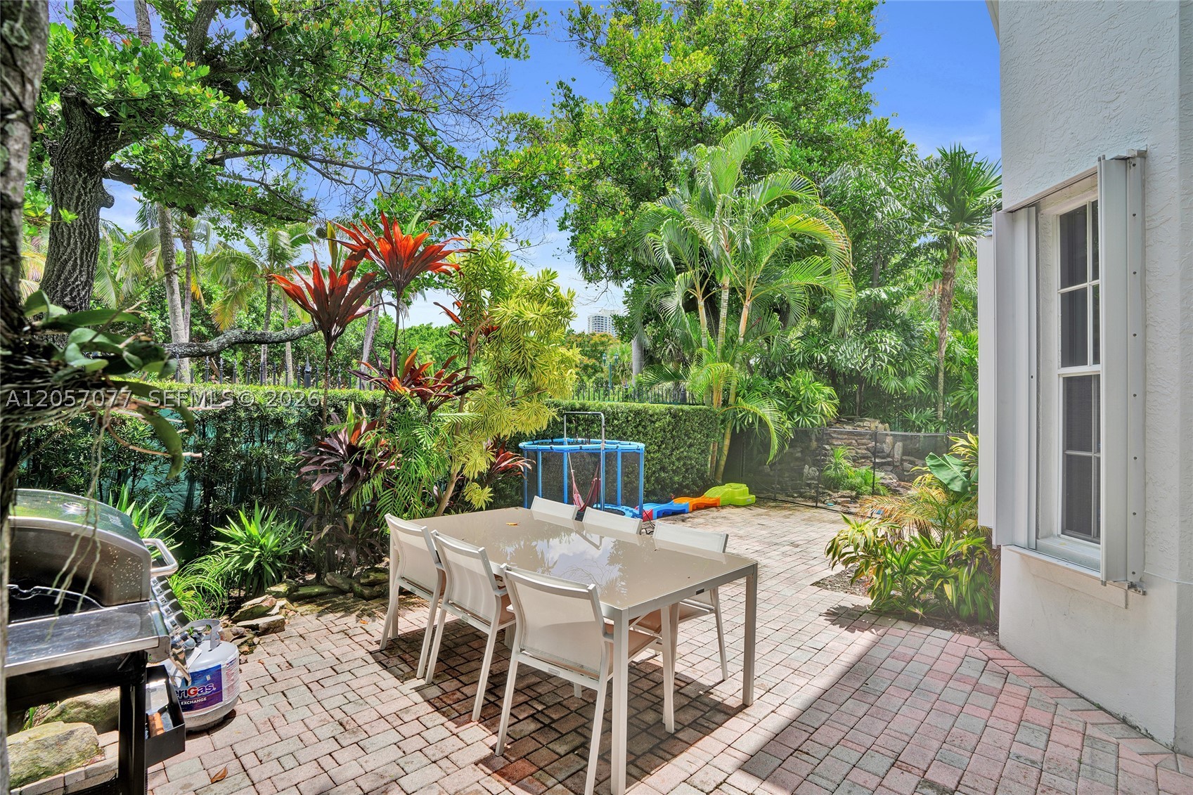 3690 NE 199th St #3690, Aventura FL 33180